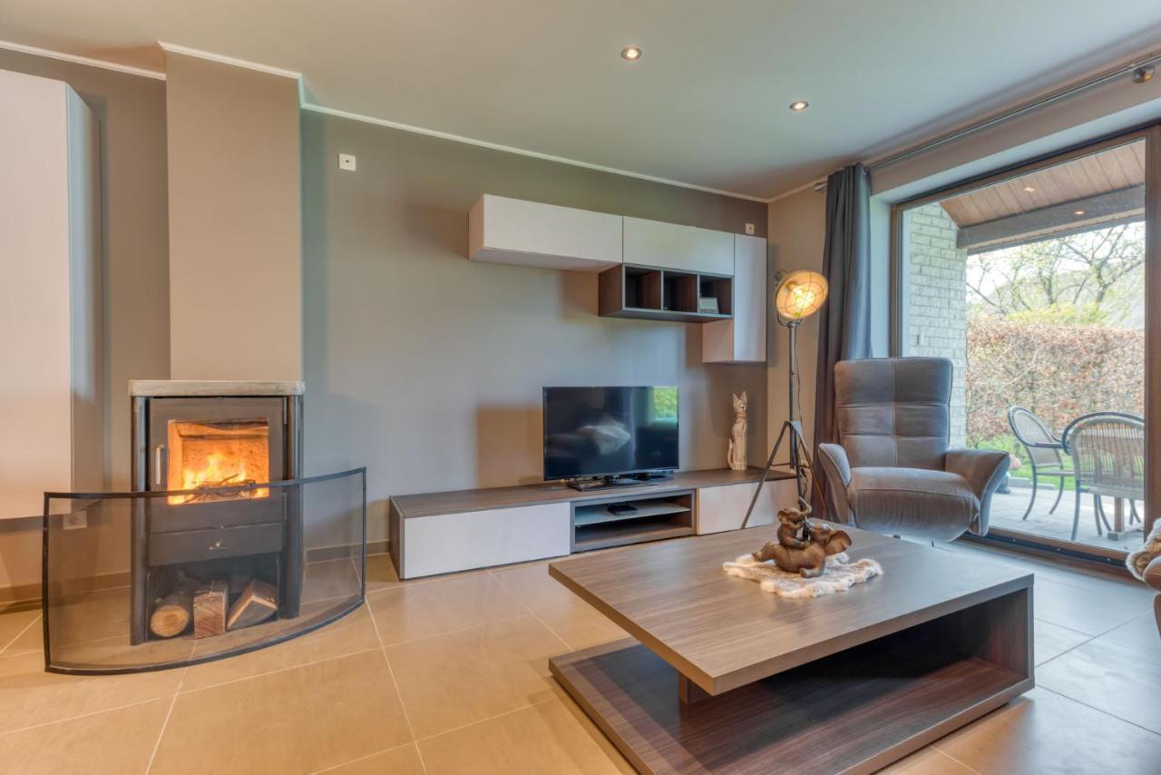 Le Logis Des Haan Villa Бастон Екстериор снимка